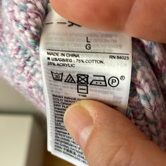 Gap little damaged super warm puff sleeves sweater - Picture 8 of 8